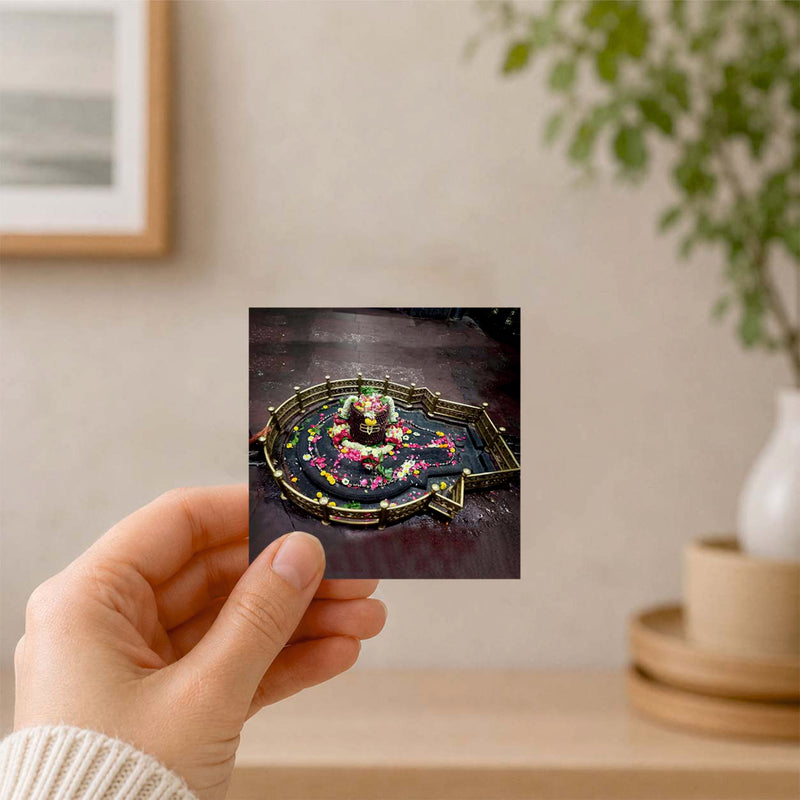 Smaran Grishneshwar Jyotirlinga Wooden Fridge Magnet | Sacred Shivling Shrine Interior with Floral Offerings | 3x3 Inch Spiritual Refrigerator Decor for Home Kitchen & Gift